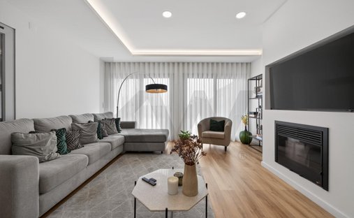 Haus in São Domingos de Rana, Lissabon, Portugal 1