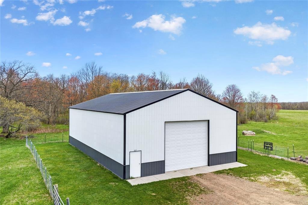 House in Spooner, Wisconsin, United States 3 - 17871813