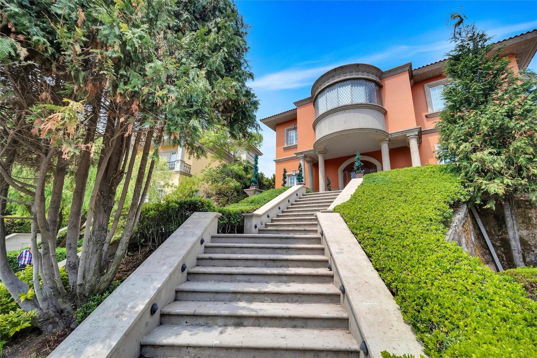 House in Mexico City, Mexico 4 - 17353881