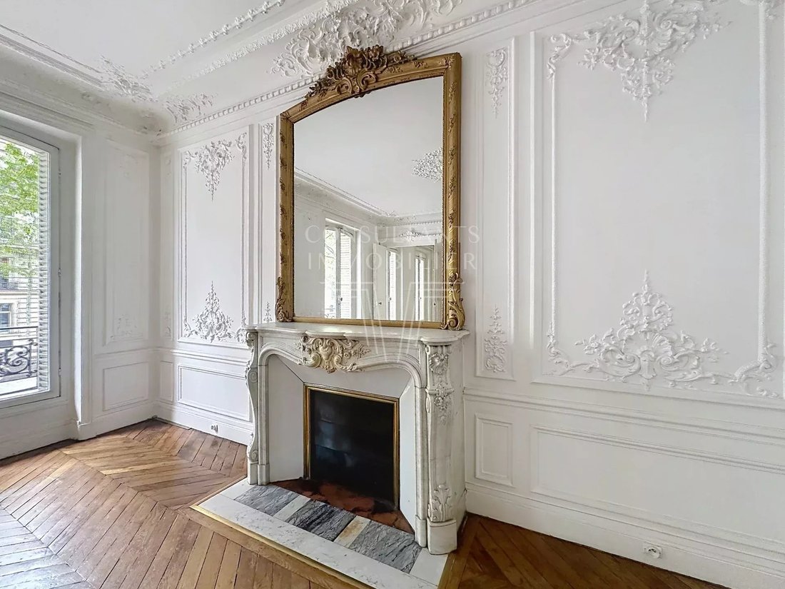 Apartment in Mairie, Paris 8e Arrondissement, Paris 4 - 17880819