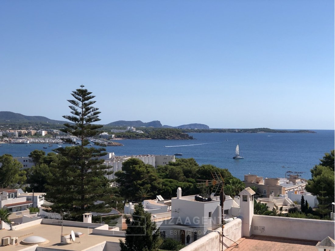 House in Santa Eularia des Riu, Balearic Islands, Spain 5 - 17879775