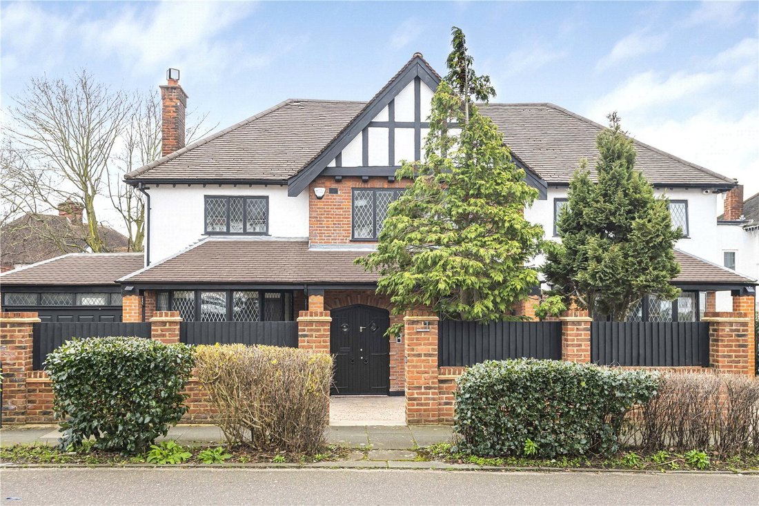 House in Southgate, Enfield, England 1 - 17871879