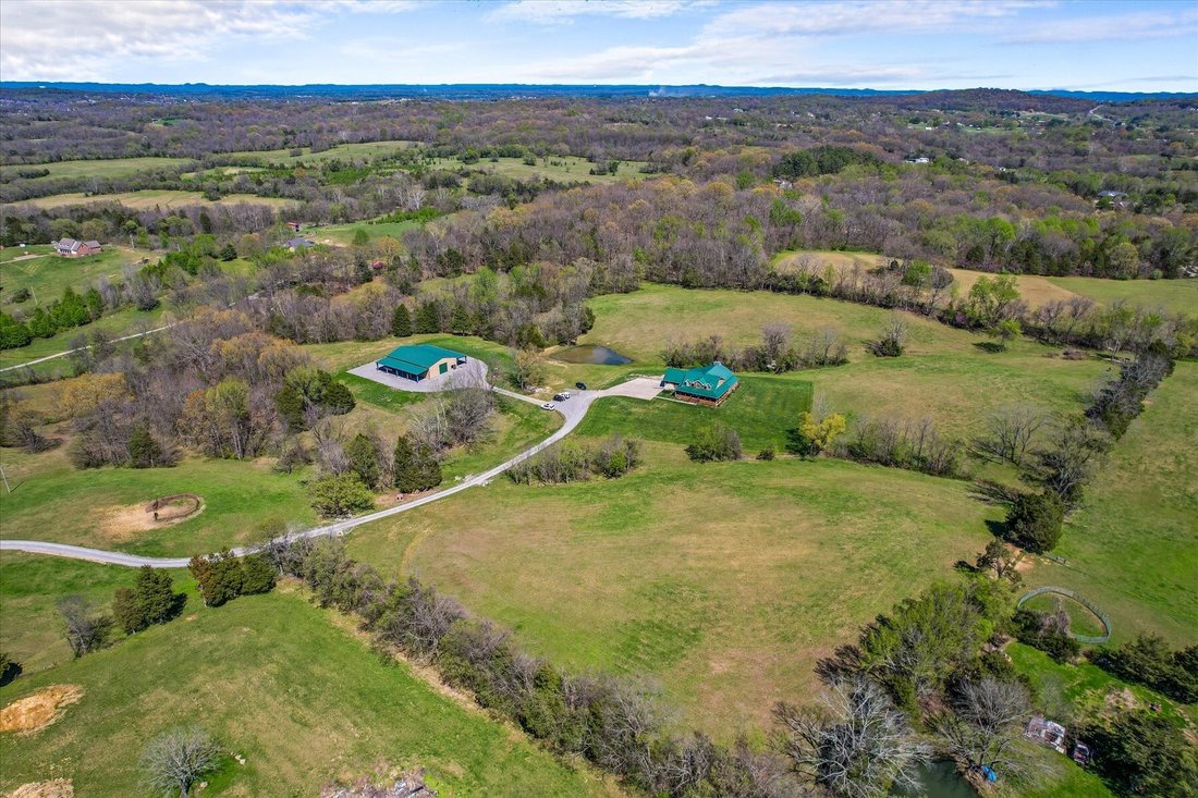 House in Lebanon, Tennessee, United States 1 - 17876472