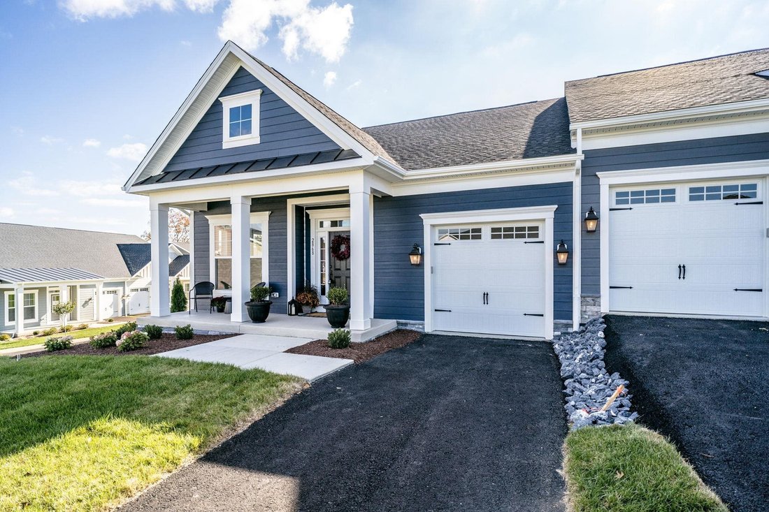 House in Massanetta Springs, Virginia, United States 2 - 17874863