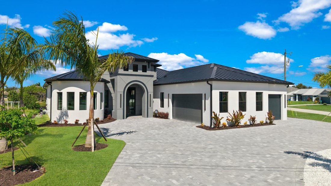 House in Cape Coral, Florida, United States 1 - 17879530