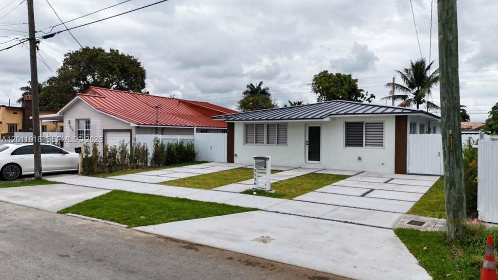 House in Miami, Florida, United States 2 - 17882448