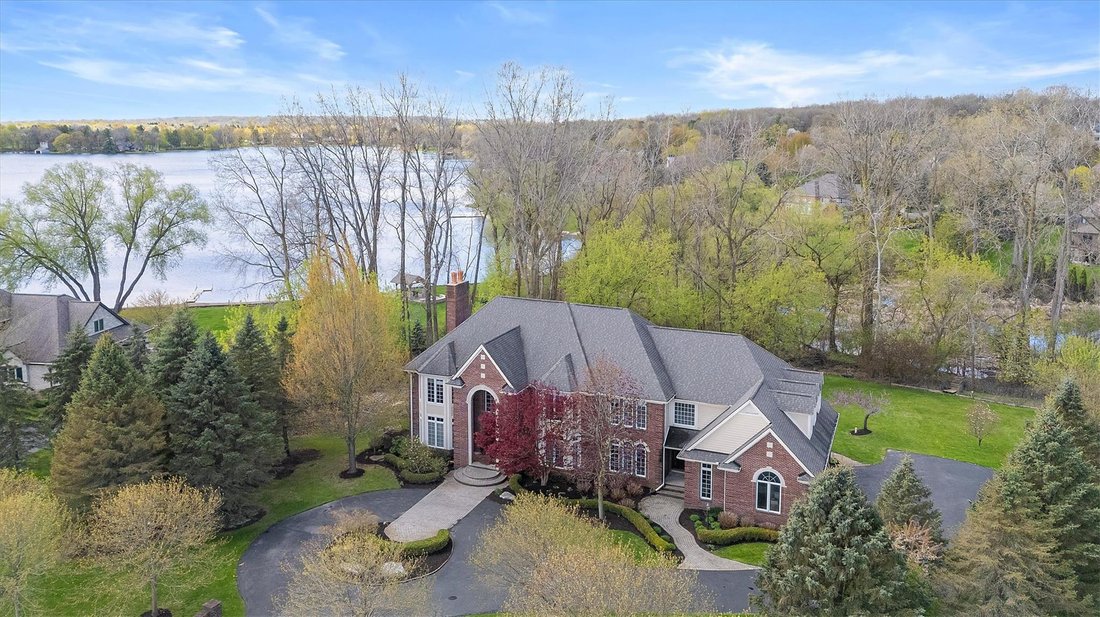 House in Clarkston, Michigan, United States 2 - 17877669