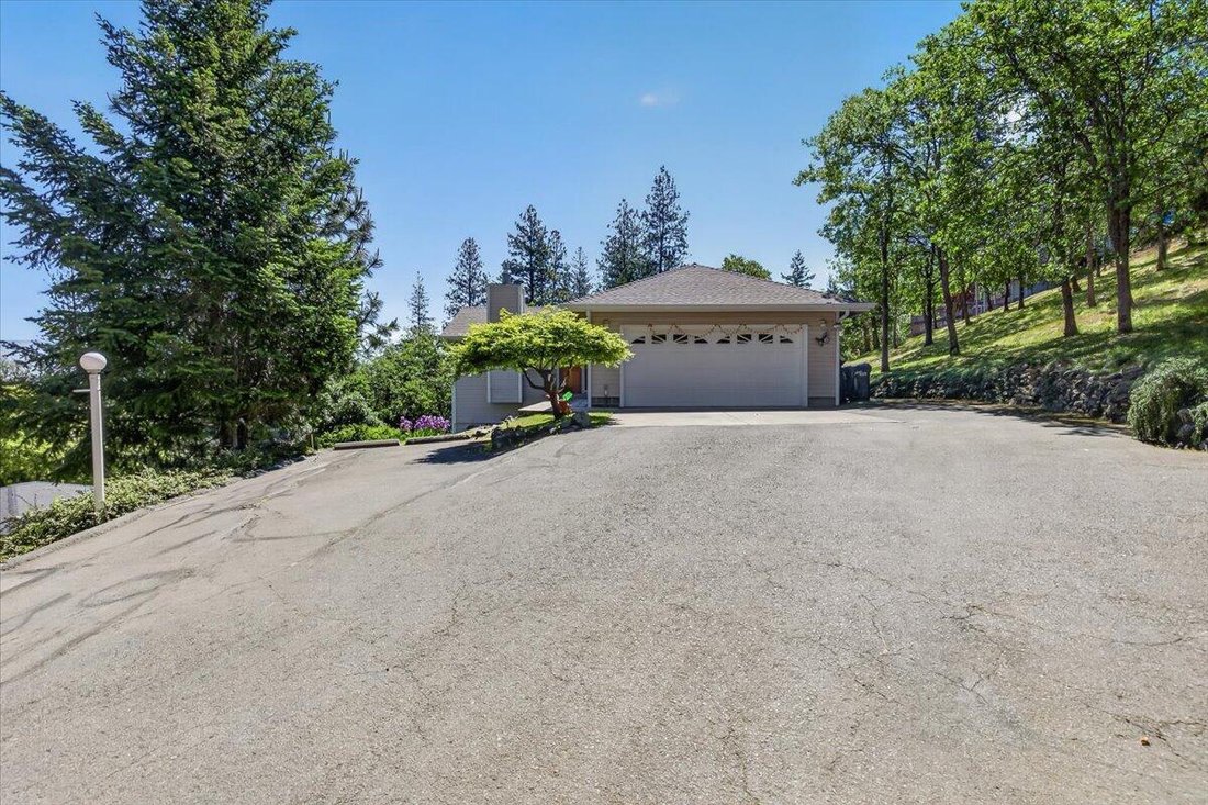 Maison à Ashland, Oregon, États-Unis 5 - 17876173
