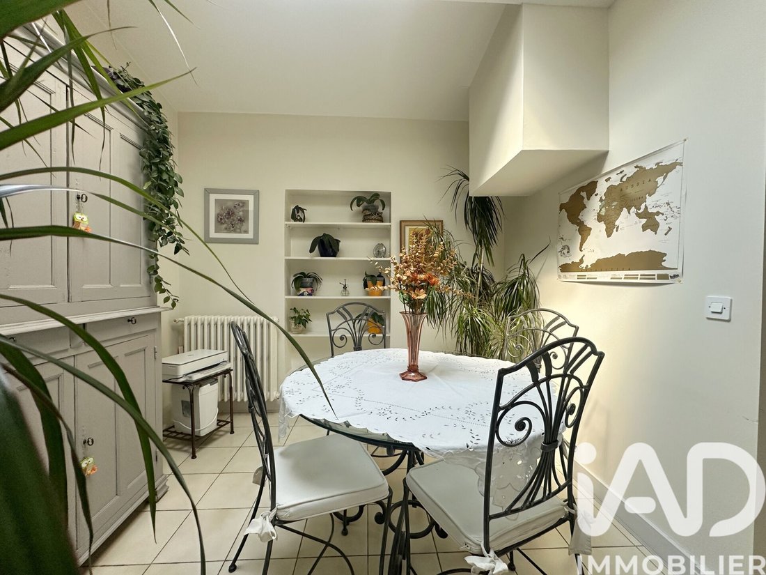 House in Fontenay-sous-Bois, Ile-de-France, France 5 - 17884783