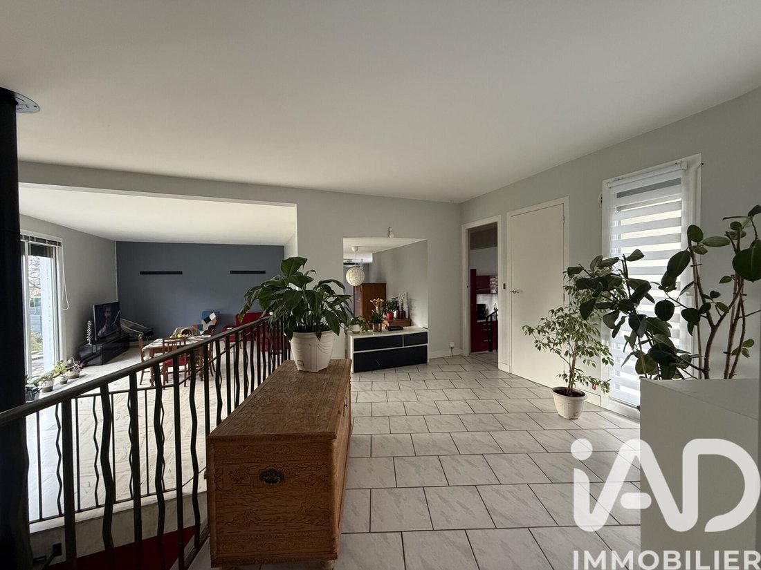 House in La Norville, Ile-de-France, France 3 - 17884677