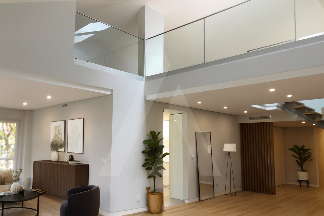 Apartment in Carcavelos e Parede, Lisbon, Portugal 1 - 17873896