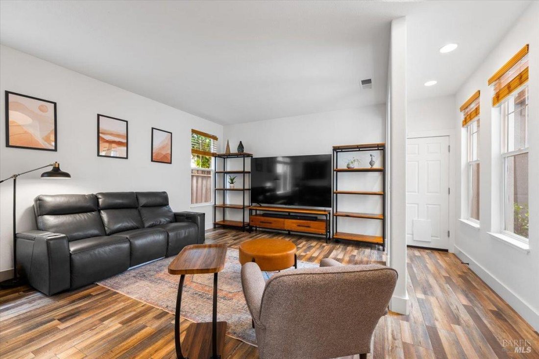 House in Windsor, California, United States 5 - 17879558