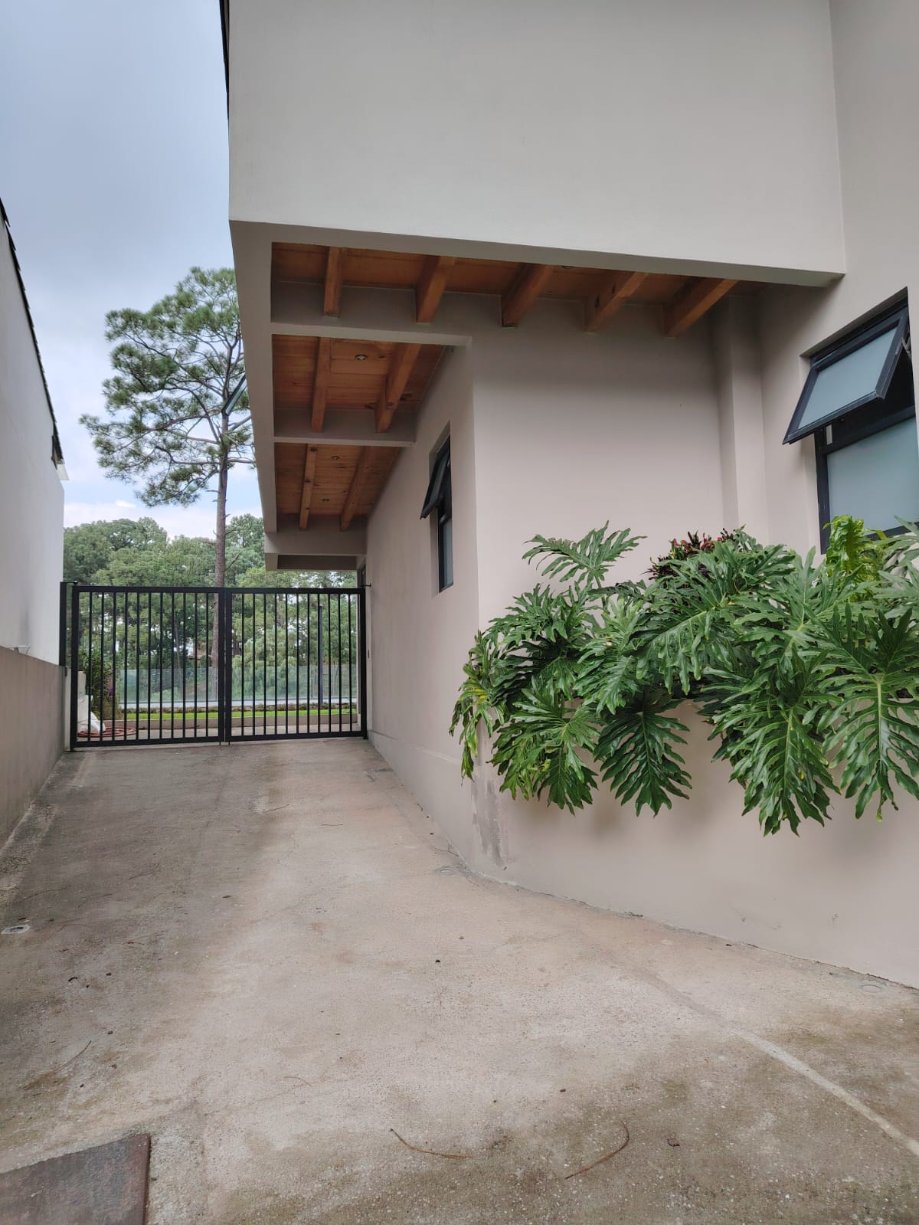House in Valle de Bravo, State of Mexico, Mexico 4 - 17873360