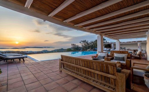 Villa in Ano Mera Community, Aegean, Greece 1