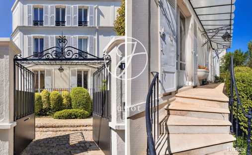 House in Saint-Cloud, Ile-de-France, France 1