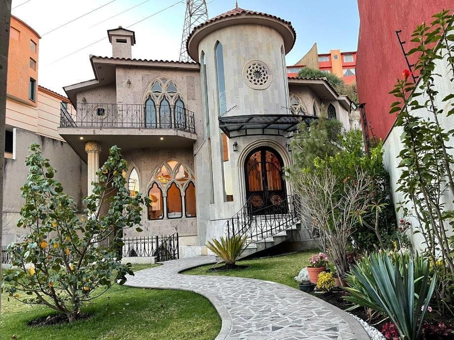 House in Naucalpan de Juárez, State of Mexico, Mexico 1 - 17873513