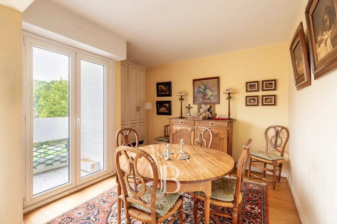 Apartment in Forêt, Saint-Germain-en-Laye, France 3 - 17881503