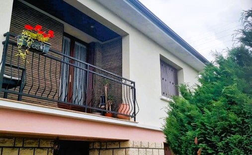 Casa a Pierre Lecorre, Paray-Vieille-Poste, Francia 1