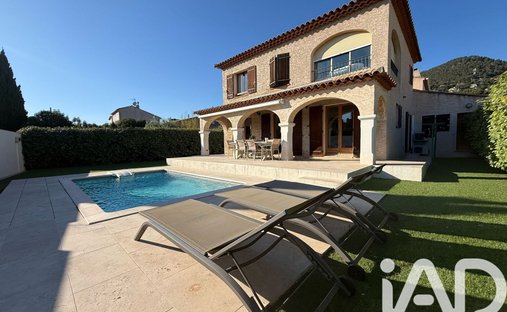 House in Carqueiranne, Provence-Alpes-Côte d'Azur, France 1