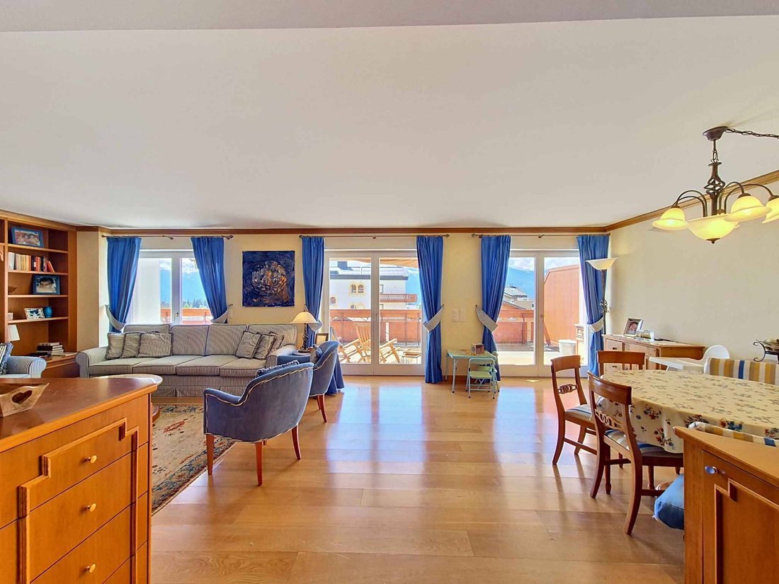 Apartment in Crans-Montana, Valais, Switzerland 2 - 17881104