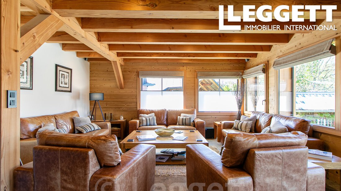 Chalet in Samoens, Auvergne-Rhône-Alpes, France 3 - 17873628