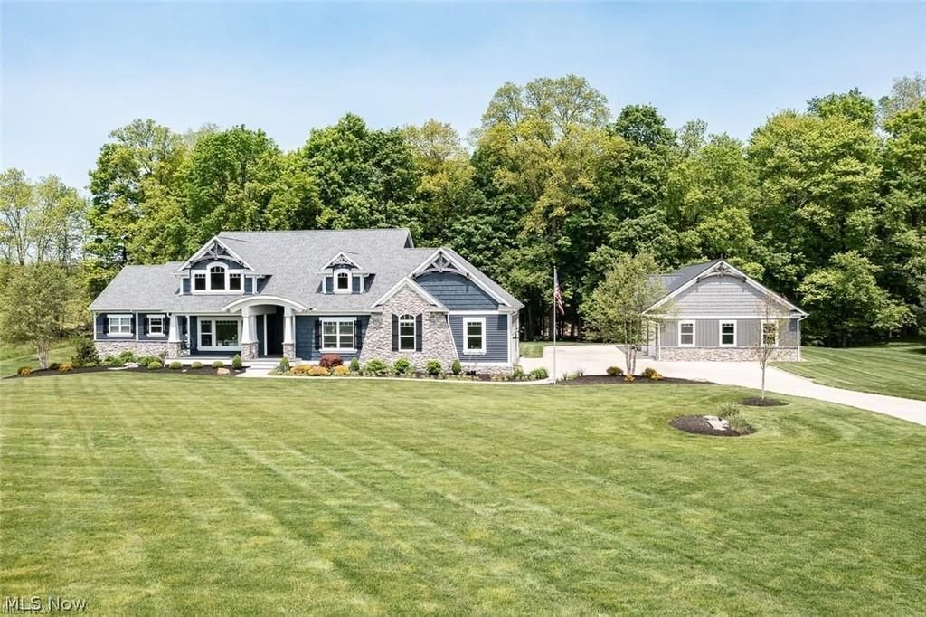 House in Medina, Ohio, United States 1 - 17886522