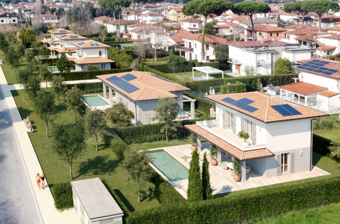 Villa in Pietrasanta, Tuscany, Italy 5 - 17598605
