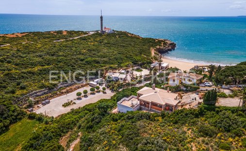 Villa in Ferragudo, Algarve, Portugal 1