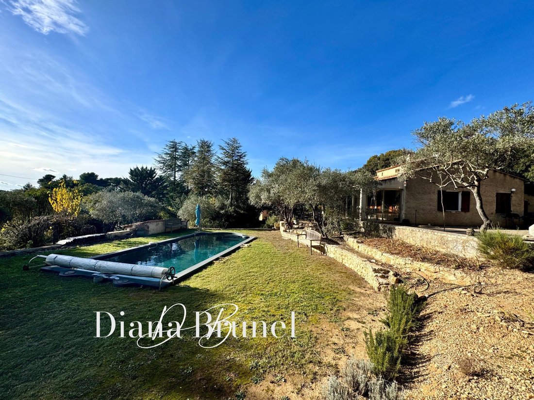 House in La Bastide-des-Jourdans, Provence-Alpes-Côte d'Azur, France 1 - 17880558