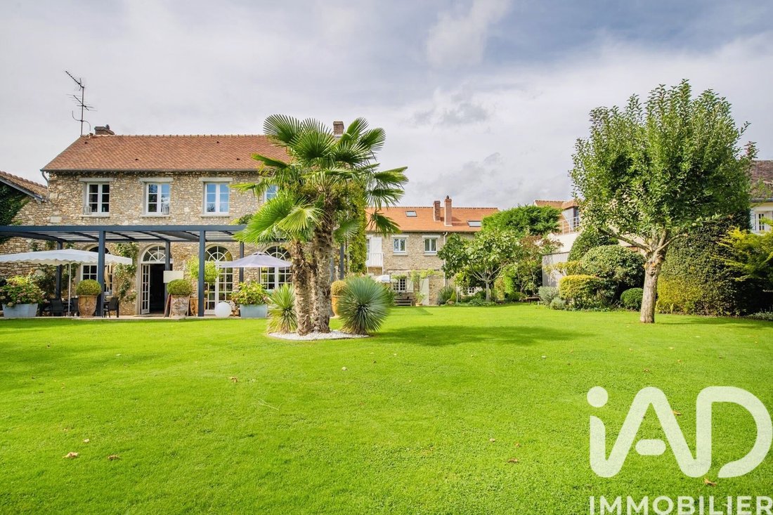 House in Chavenay, Ile-de-France, France 2 - 17884715