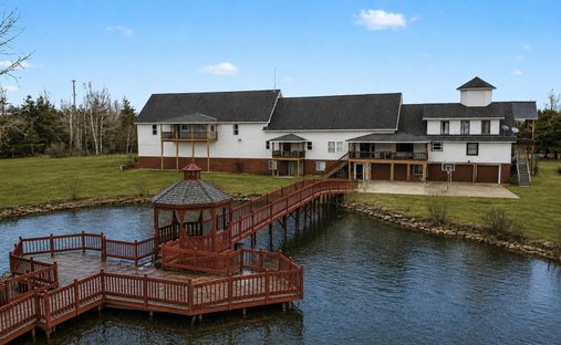 House in Clare, Michigan, United States 1