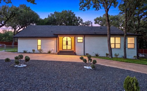 House in Keller, Texas, United States 1