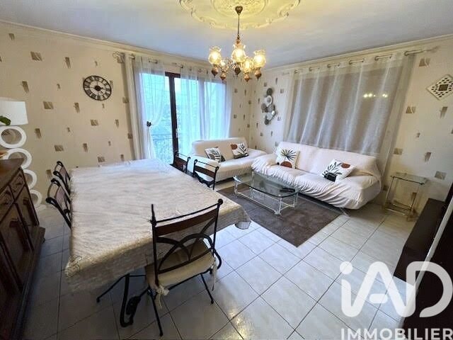 House in Pierre Lecorre, Paray-Vieille-Poste, France 5 - 17884681