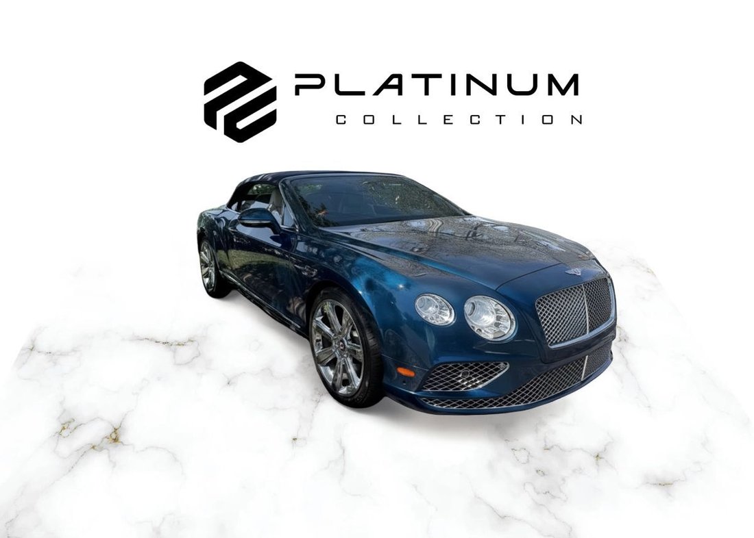 Cabriolet in Boynton Beach, FL, United States 1 - 17883347