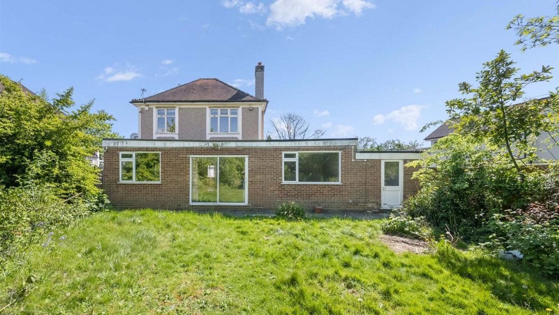 House in Eastcote Village, Hillingdon, England 2 - 17871866