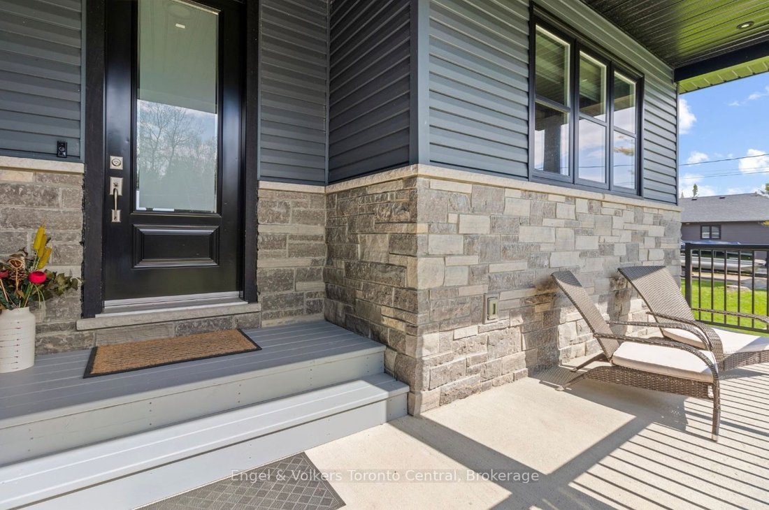 House in Wasaga Beach, Ontario, Canada 4 - 17876190