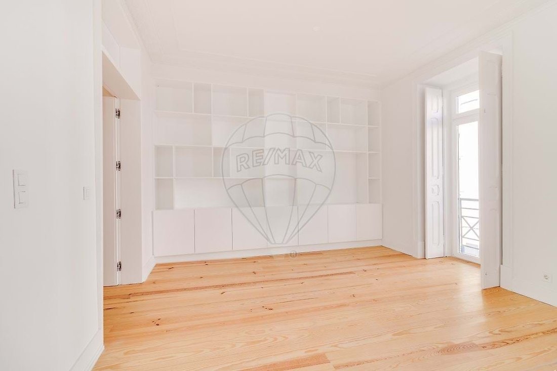 Apartment in Santo Antonio, Lisbon, Portugal 5 - 16677446