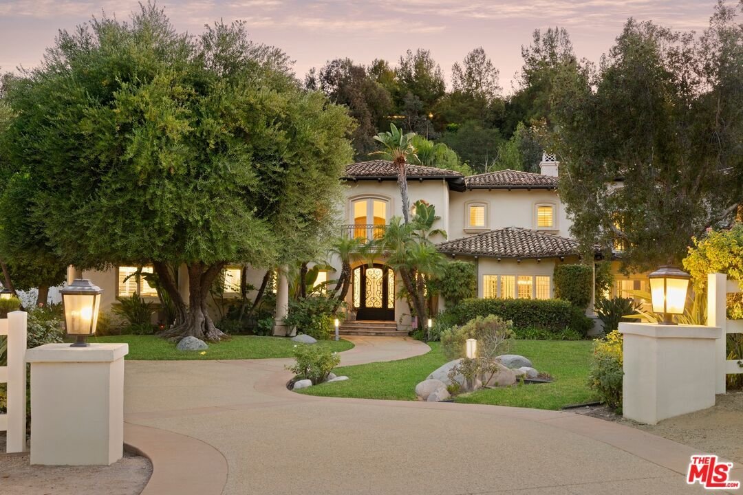 House in Hidden Hills, California, United States 1 - 17880125