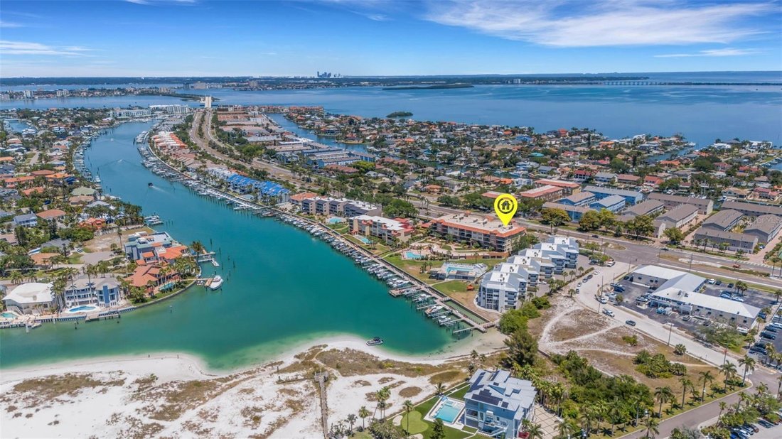 Condo in St. Petersburg, Florida, United States 2 - 17185353