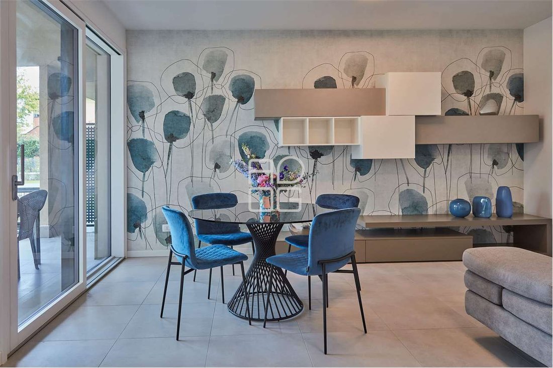 Apartment in Rivoltella, Desenzano del Garda, Lombardy 1 - 17882636
