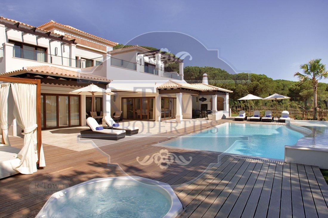 Villa in Praia dos Pescadores, Olhos de Agua, Portugal 1 - 10947740