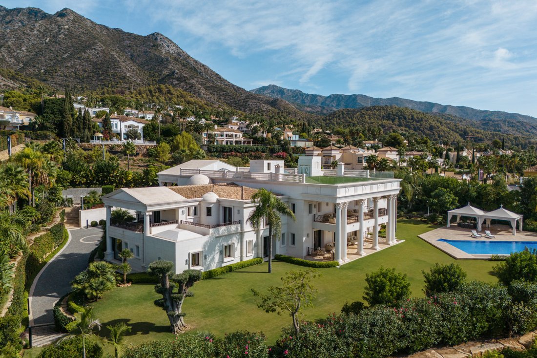 Villa in Sierra Blanca, Marbella, Spain 3 - 17874003