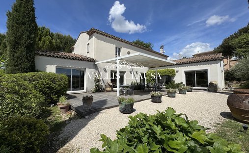 House in Bédoin, Provence-Alpes-Côte d'Azur, France 1