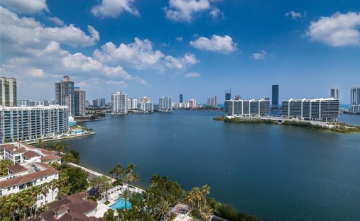 Condo in Sunny Isles Beach, Florida, United States 1
