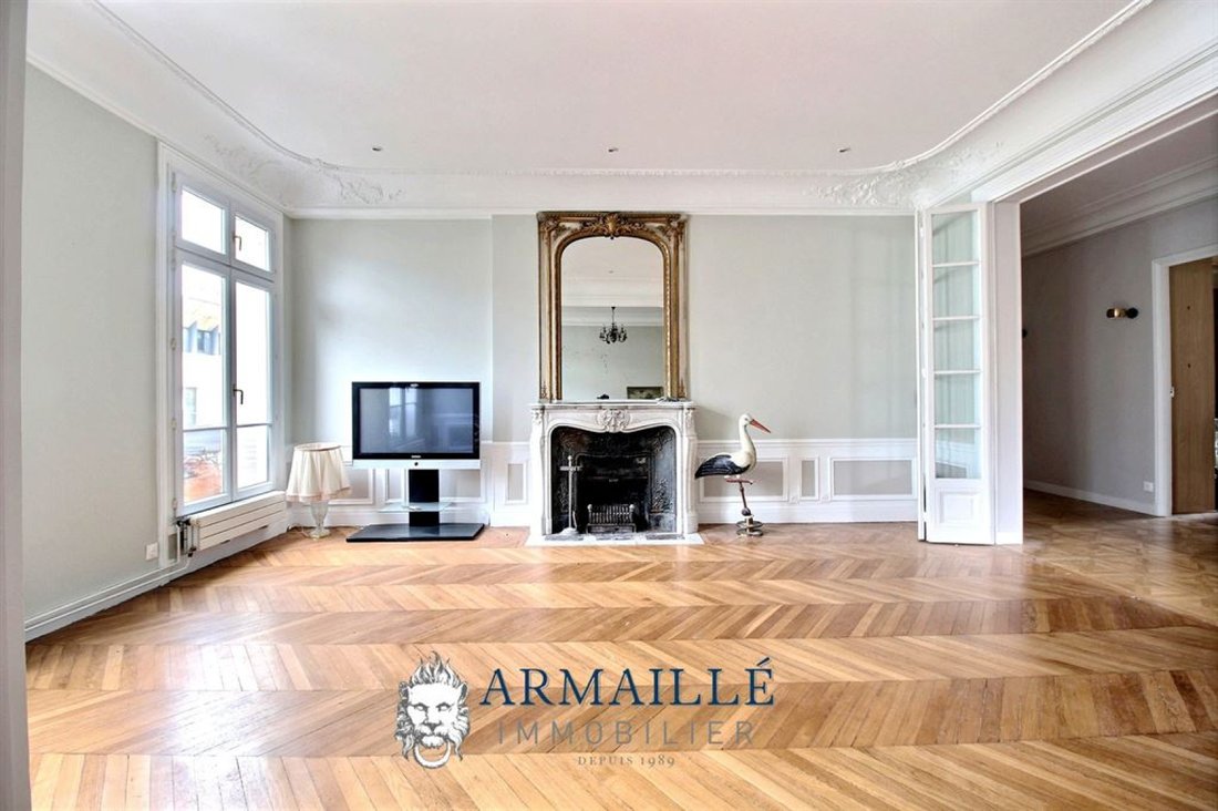 Apartment in La Plaine des Sablons, Neuilly-sur-Seine, France 2 - 17668582