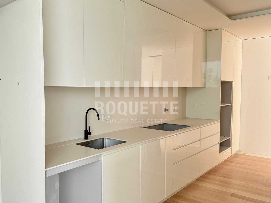 Apartment in Lordelo do Ouro e Massarelos, Porto District, Portugal 2 - 17873906