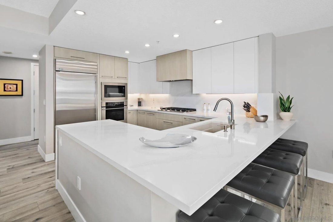 Condo in San Diego, California, United States 3 - 17876160