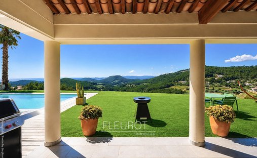 House in La Cadiere-d'Azur, Provence-Alpes-Côte d'Azur, France 1