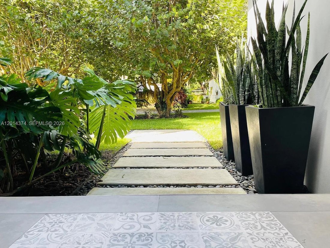 House in Miami, Florida, United States 2 - 17872961