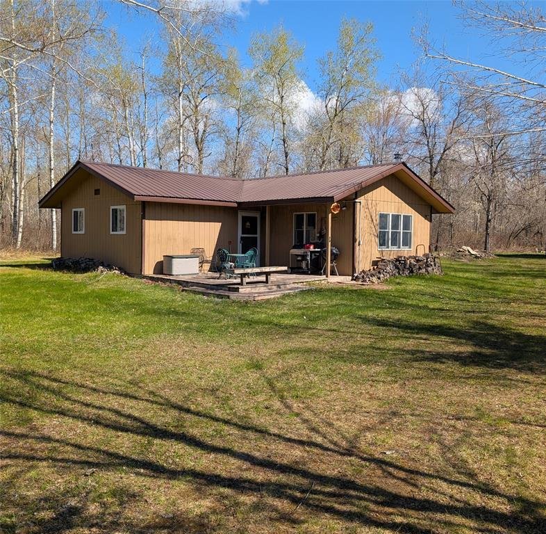 House in Danbury, Wisconsin, United States 3 - 17875251